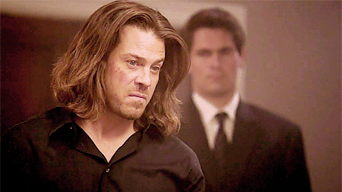 what-isright:  eliot hair per episode: the first david job 