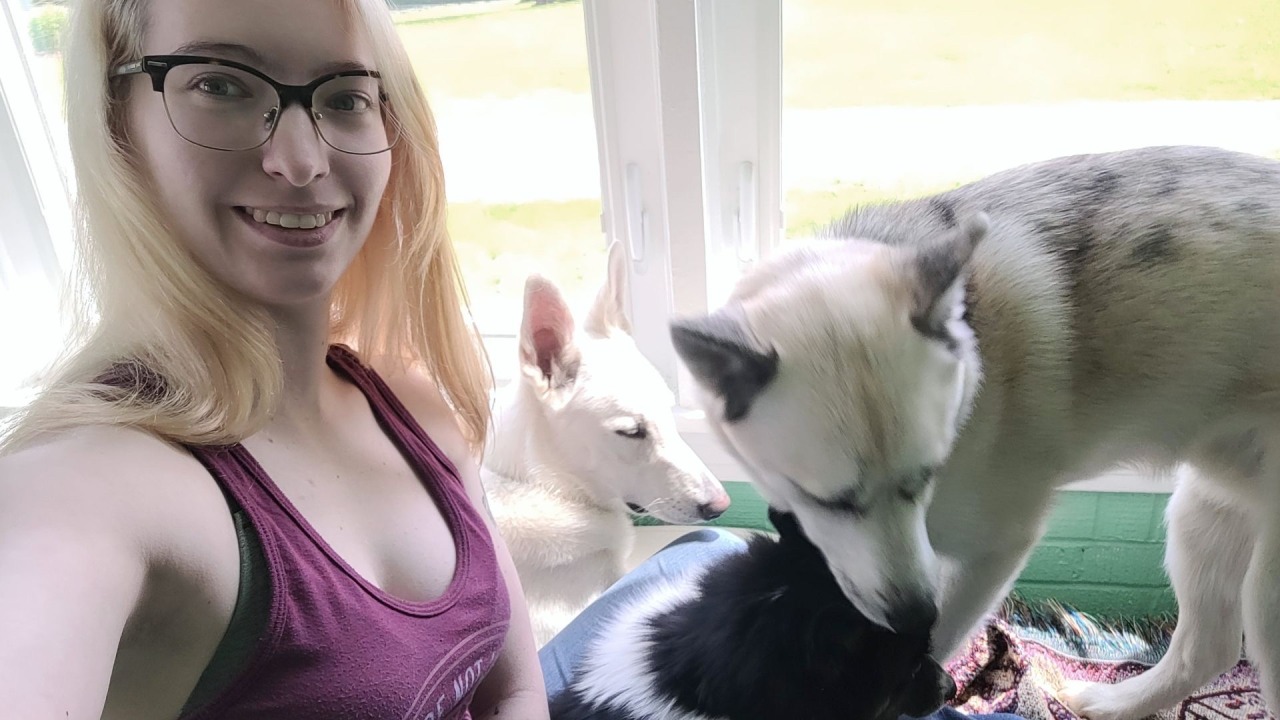 Appreciation post for my gorgeous girl and our sweet pups. Love when she sends pics