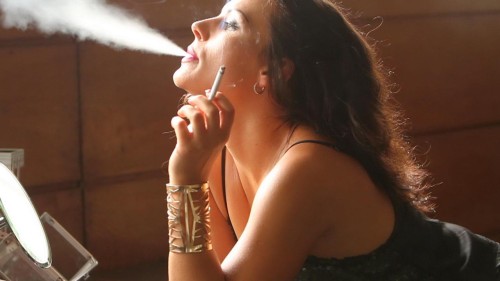 bwc4smokinggirls: gimme-all-the-bad-girls: roze101: Sizzling Smoking Angel Kate…fabulous exhales… 