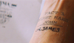 hugohurleys:    Memento: Tattoos   