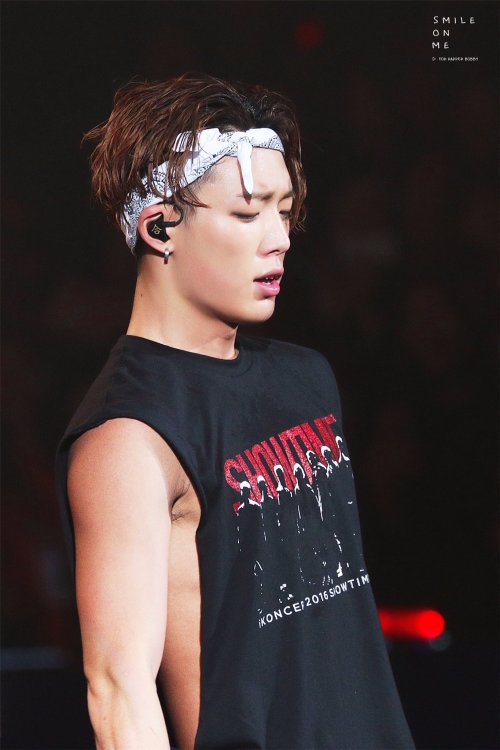 ikon-global:  160813 Bobby @ SHOWTIME TOUR - Kuala Lumpur© SMILEONME | DO NOT edit.