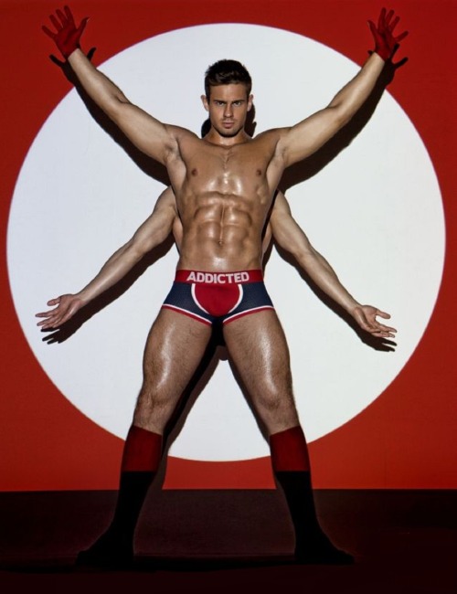 ishipdudes:  Kirill Dowidoff Cropped  Resized by Sabas