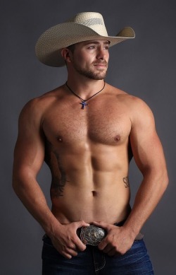 phd-bullrider:WOW! 100% prime cowboy stud!