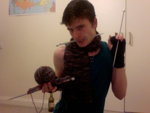 fernacular: lumeina: nightmareloki: gokuma: robofillet: yes im a boy yes i knit things This guy shou