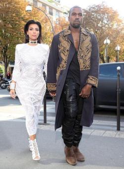 yellowrikku:  Kim and Kanye  Swanging to