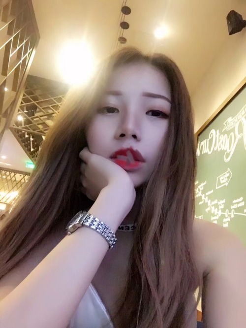 sex-videosss: 太困了 晚安