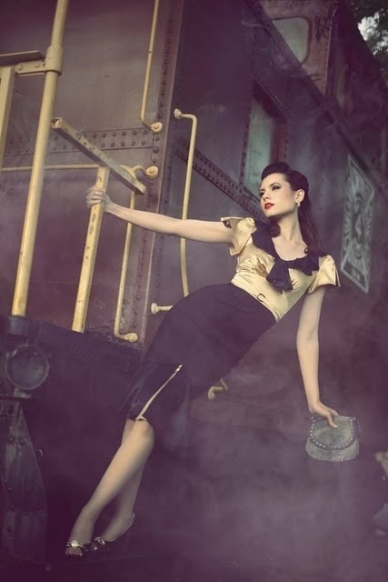 alternative-pinup:  Alternative Pinup