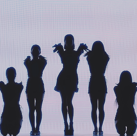 Kwon Eunbi: Glitch