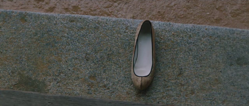 365filmsbyauroranocte: The Handmaiden (Park Chan-wook, 2016): empty spaces