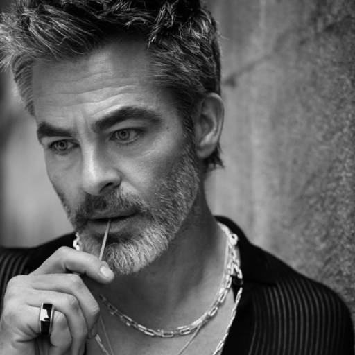 Porn pine-farr:Chris Pine for Esquire. photos