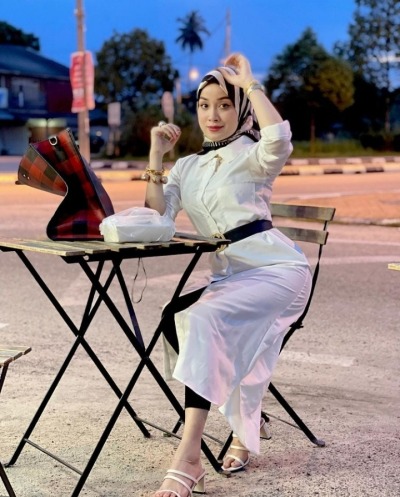 Perghhh kalau dapat jubo mcm si laila awek ganu ni... - Tumbex