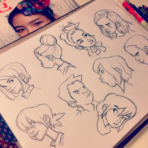 anna-cattish:  Устала 😥 #sketching #heads 