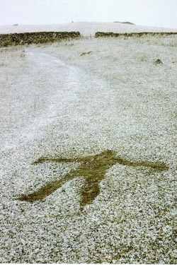 pleoros: Andy Goldsworthy - Lay Down as it Started Raining or Snowing Waited Until the Ground Became Wet or Covered Before Getting Up Tewet Tarn, Cumbria, March 1988; Started to rain laid down waited left a dry shadow Haarlemmerhout Holland,