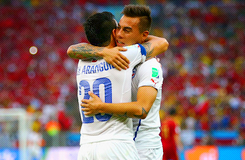 nanifique:  20’ - Eduardo Vargas / 43’ - Charles Aranguiz