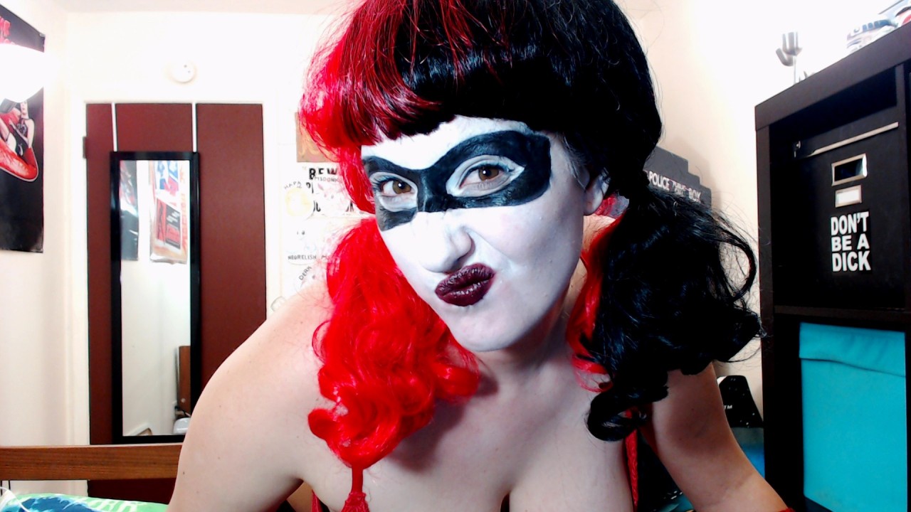 kayleepond:  Just a little more Harley. :) 