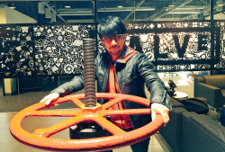 metalgearinformer:  Kojima visits Valve and