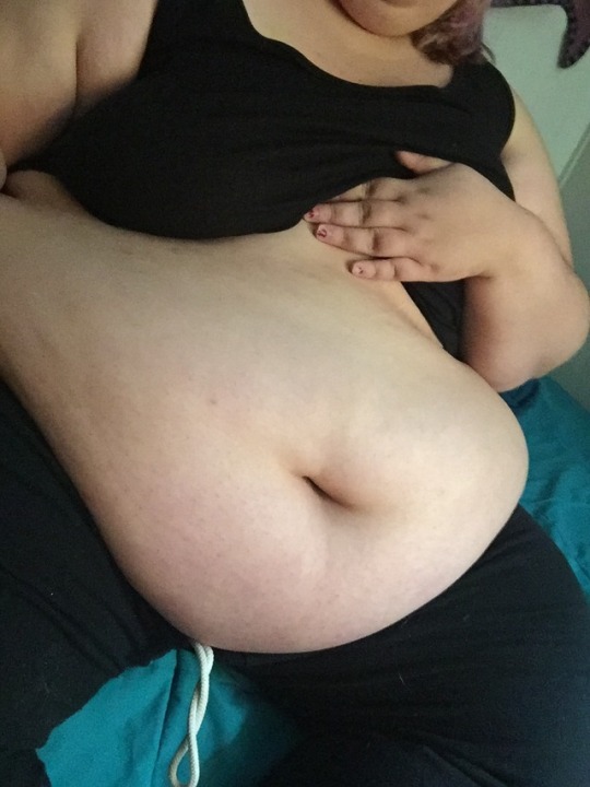 Porn photo cute-fattie:   Sorry I haven’t been posting