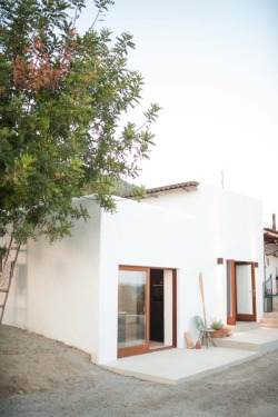Prefabnsmallhomes:  Campo House (50 M2), Ibiza, Spain By Ibiza Interiors &Amp;Amp;