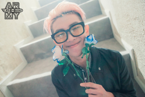 꽃을 든 방탄소년단