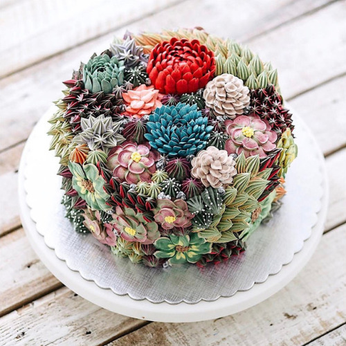 itscolossal:Amazing Terrarium and Flower Cakes Created by Iven Kawi