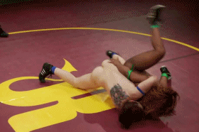 bustygirlfights: CHEYENNE JEWEL VS YASMINE LOVENwww.kink.com/channel/ultimatesurrender