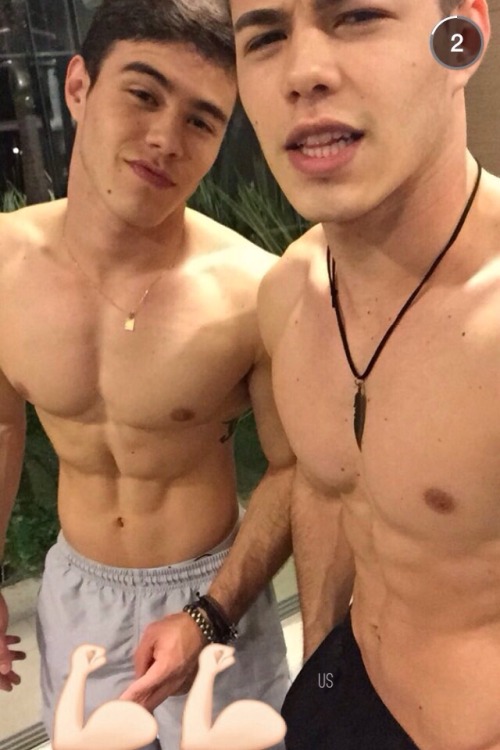 i-love-bad-boys-madly:  TWINS