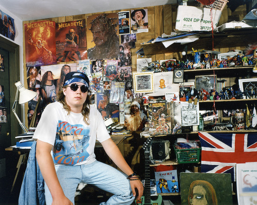 wetheurban:  ’90s Teenagers in Their Bedrooms, Adrienne Salinger In 1995, artist Adrienne Salinger wanted to depict the authentic lives of young people in ‘90s America — a contrast to the perfect Beverly Hills 90210 types portrayed in the media.