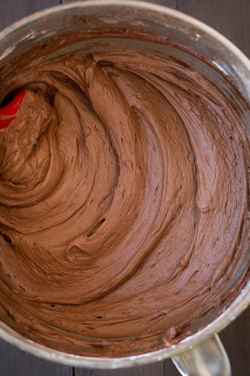 foodffs:  Yellow Cake with Chocolate Buttercream Frosting Really nice recipes. Every hour. Show me what you cooked!