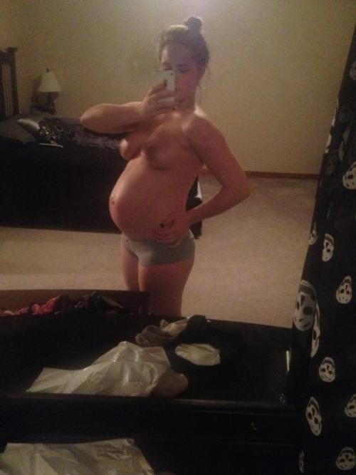 Maternity Nudes