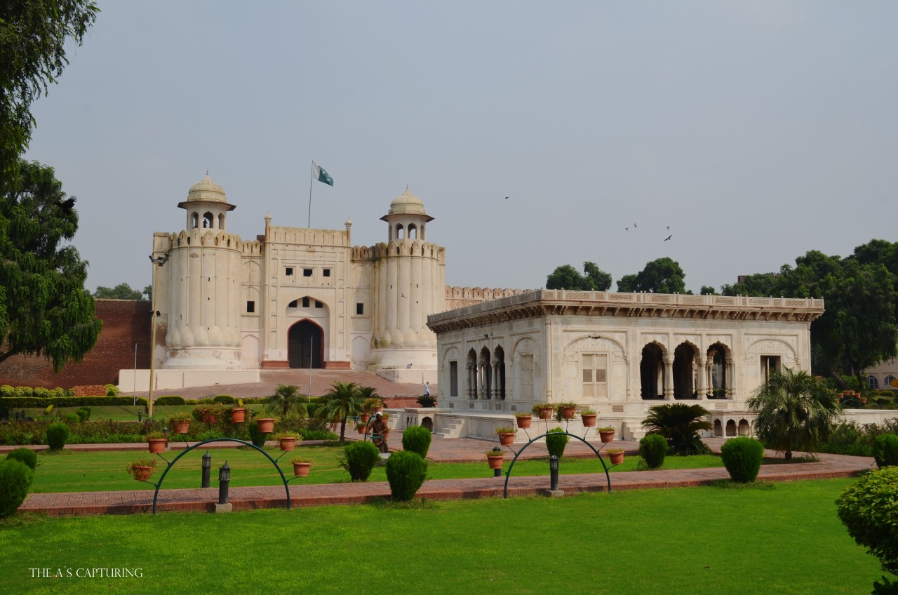 theascapturing:Lahore Fort, Pakistan