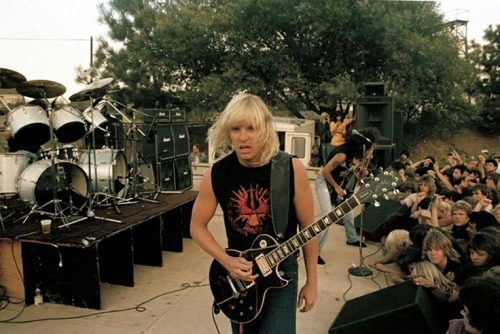 here-c0mes-the-pain:  Dimebag, Chuck Schuldiner, Jeff Hanneman, Cliff Burton, Per Dead and Dio ♥