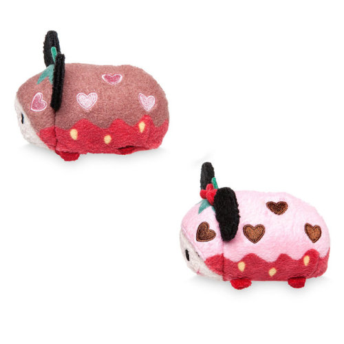 The Mickey and Minnie Valentine’s Day Tsum Tsum Set is now available on the Disney Store!