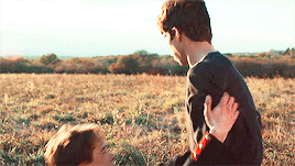 kazbreker:  Départure (2015) dir. Andrew Steggall“Do you think you can know something