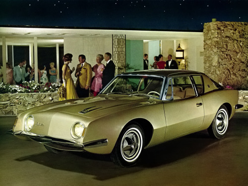 mesmomeugenero: Studebaker Avanti