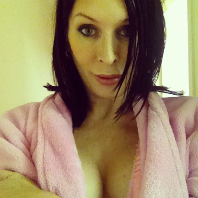 tgirlqueensland:  Ch-ch-chilly #cold #winter #selfies #pussy #follow #me #tgirl #queensland