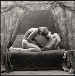 (via Boudoir Stories - fine art photo by