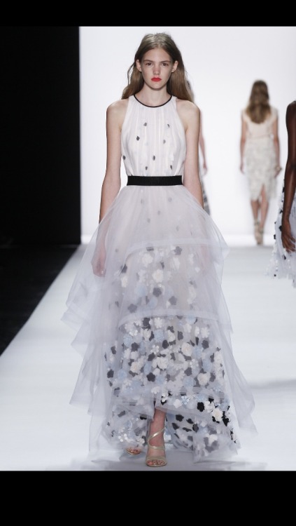 Marchesa S16