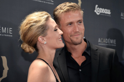 Evelyne and Nick on the red carpet at the 33th Prix Gémeaux, 2018.