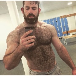beardburnme:  jockedupbrit instagram