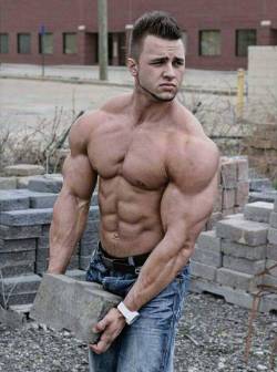 Bodybuilder!!!