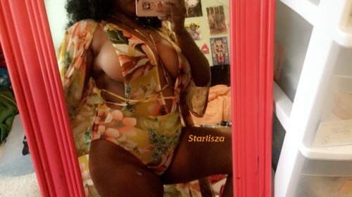 starlisza:Why this bathing suit go off like this???