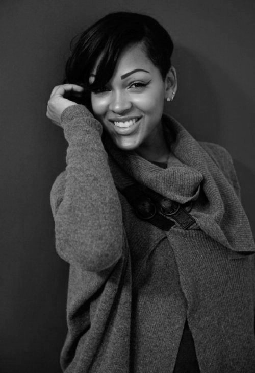 flyestfemales:  flyestfemales 