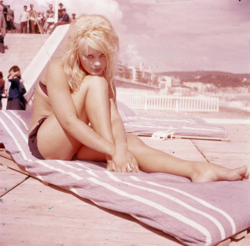 retrogasm:  Be my little baby…