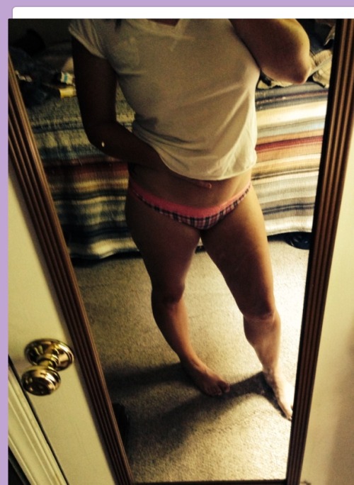 suzanne4u:  Was asked to post some of my favorite selfies…. This is what I came up with 💜