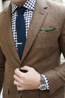 the-suit-man:  110% coolMore men’s fashion. 