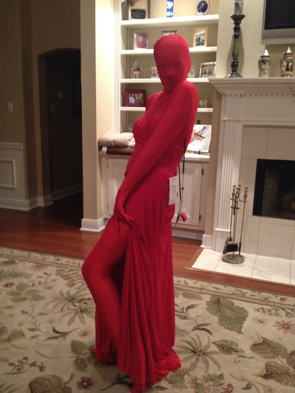 i-just-roll-with-it:  So turns out my prom dress just so happens to match my morph