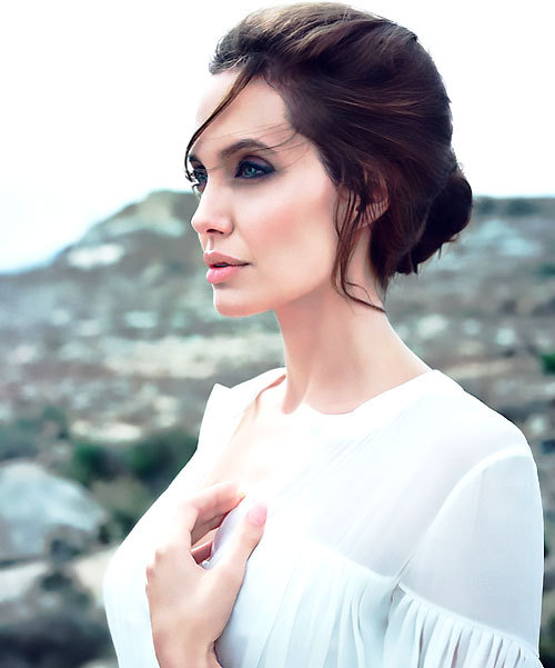 dorkynat:  endless list of flawless ladies [26/∞]  Angelina Jolie: We have a choice