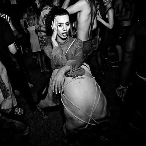 mikeywoodbridge: When u in da club & u need a rest….jus throw the closest bitch over & use h