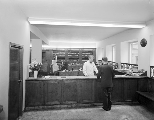 Pharmacy, 1949, Sweden.