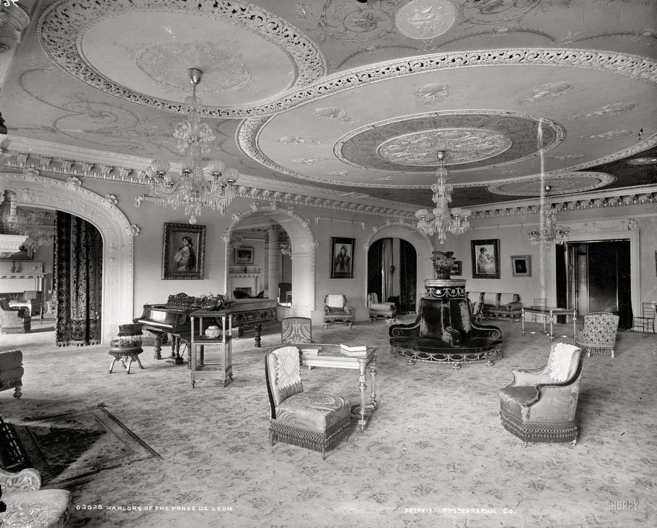 peerintothepast:   Henry Flagler’s Hotel Ponce de Leon, Saint Augustine, Florida